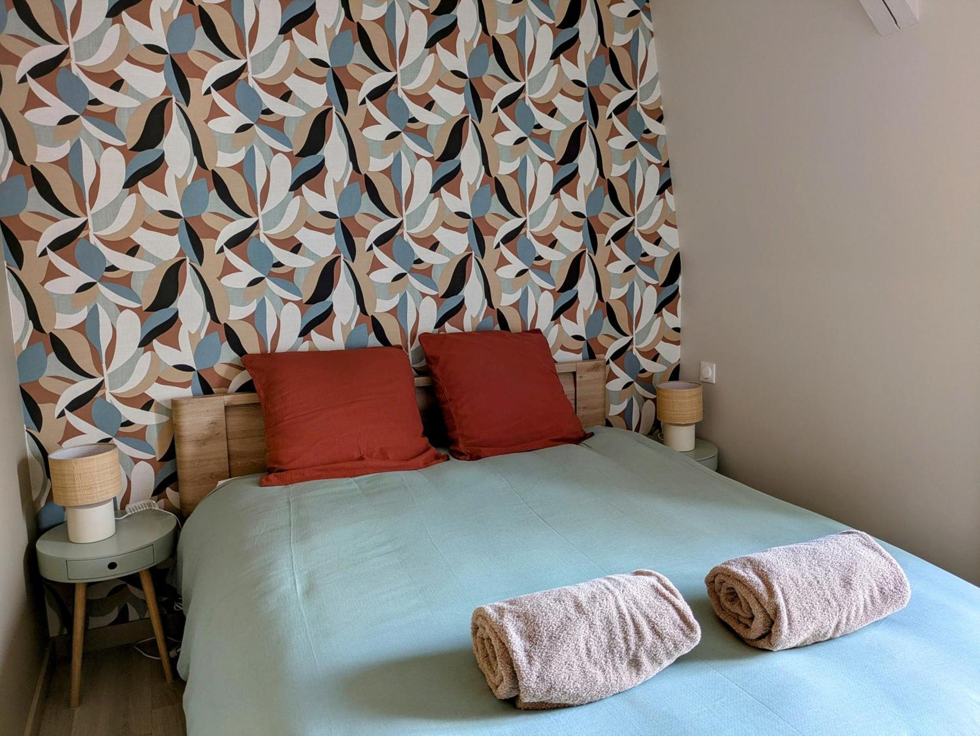 La Du Petit Port - & Apartment Aix-les-Bains